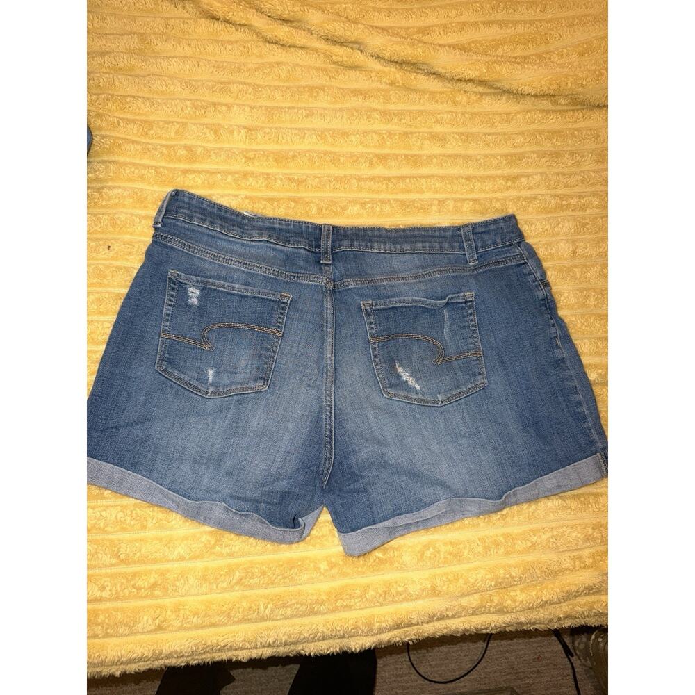 Women’s Shorts Lot High Rise Time & tru 3 Pc Denim Plus Size 18 - Picture 9 of 9